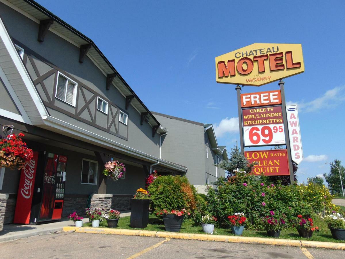 Chateau Motel Edmonton Exterior photo